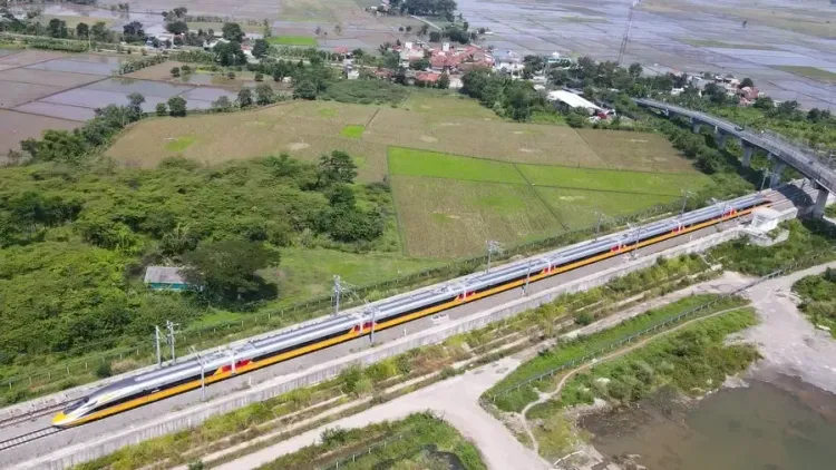 Jakarta-Bandung High-Speed Railway Serves Over 8 Million Passengers