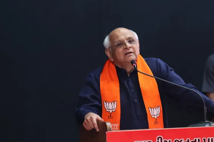 Jal Shakti Minister C. R. Paatil Meets South Gujarat MLAs in Surat