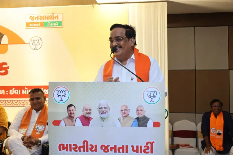 Jal Shakti Minister CR Paatil Campaigns for BJP in Manjalpur By-Poll