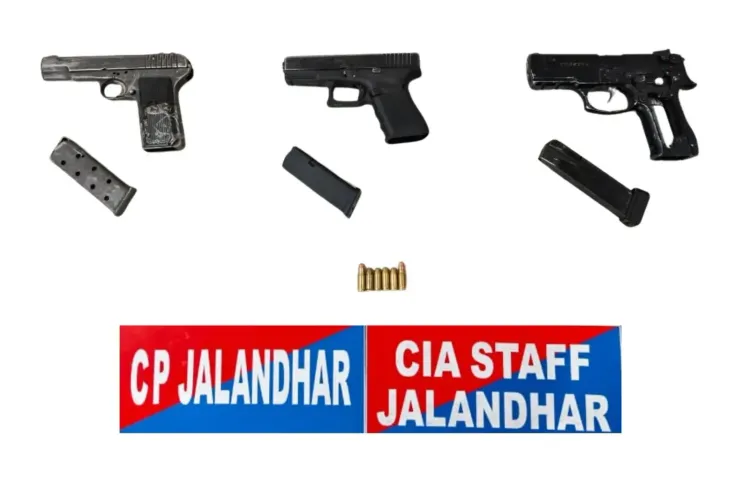 जालंधर पुलिस ने विदेशी हैंडलर्स से जुड़े गैंग के 4 सदस्य पकड़े, 3 पिस्तौल बरामद