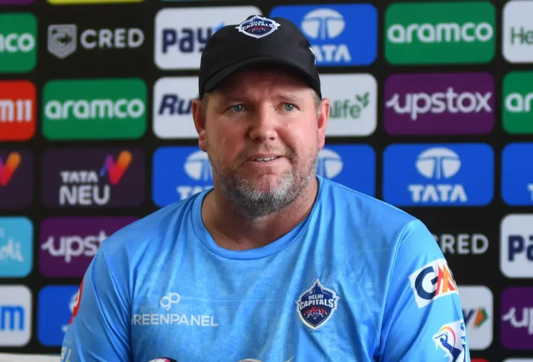 James Hopes quits Sydney Sixers for Brisbane Heat on 3-year deal