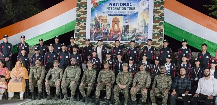 भारतीय सेना की पहल: डोडा-किश्तवाड़ के 30 छात्रों ने पूरा किया 'राष्ट्रीय एकता' दौरा, राष्ट्रपति मुर्मू से हुई मुलाकात