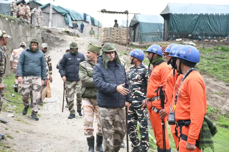 अमरनाथ यात्रा 2025: डीजी सीआईएसएफ प्रवीर रंजन ने बालटाल बेस कैंप और पवित्र गुफा में सुरक्षा व्यवस्था का किया व्यापक निरीक्षण