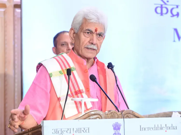 क्या एलजी मनोज सिन्हा ने पुलिस स्मृति दिवस पर शहीदों को श्रद्धांजलि दी?