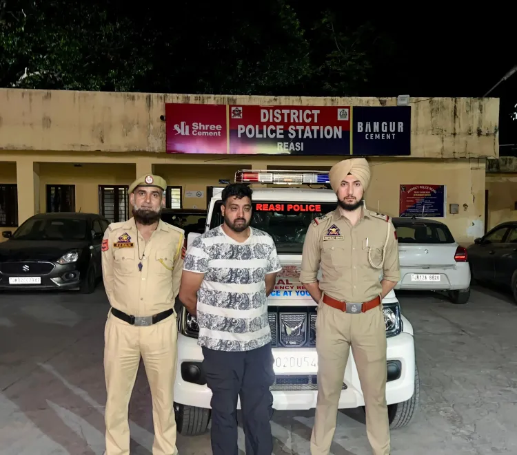 रियासी पुलिस की बड़ी कार्रवाई: दो अलग मामलों में 5.58 ग्राम हेरोइन जब्त, दो FIR दर्ज