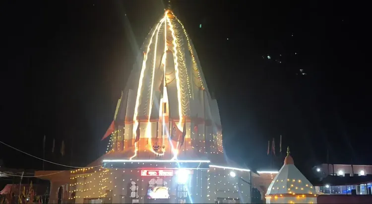 श्री बूढ़ा अमरनाथ मंदिर, पुंछ: श्रावण में उमड़ी भीड़, दर्शन समय रात 12 बजे तक बढ़ाया