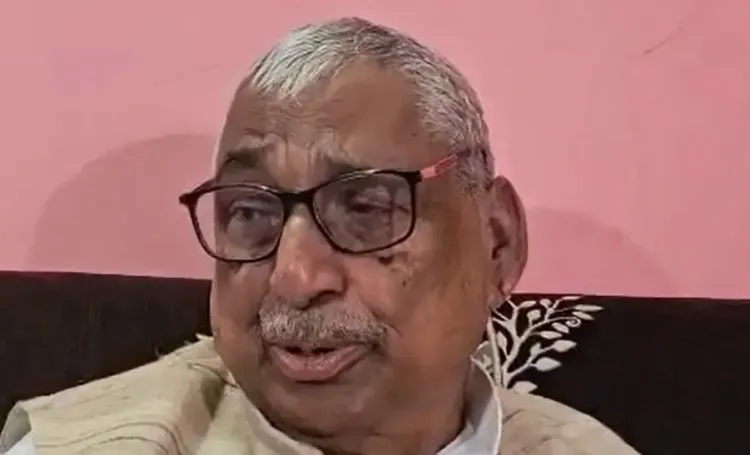 क्या सपा नेता माता प्रसाद पांडे को पुलिस ने बरेली जाने से रोका?
