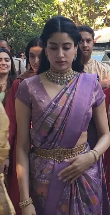 Janhvi Kapoor visits Tirupati's Srivari Temple ahead of 'Peddi' release