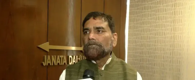 JD-U Defends Nitish Kumar Against Tejashwi's Claims, Calls Him Bihar's 'Vishwakarma'
