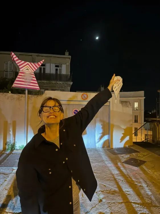 Jennifer Garner's moon ritual: 1.25 glasses of wine and a big smile
