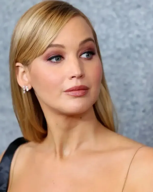 Is Jennifer Lawrence Hesitant to Speak on Trump and Politics?