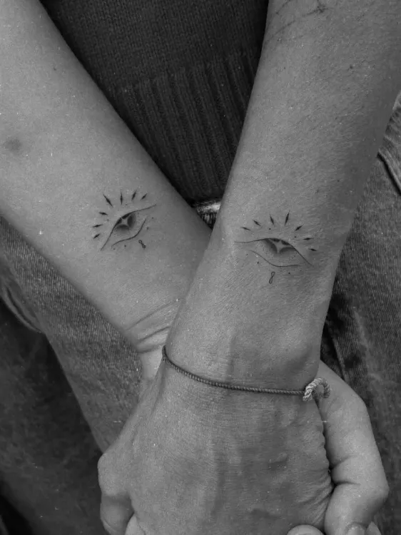 Jessica Alba, daughter Honor get matching evil eye tattoos