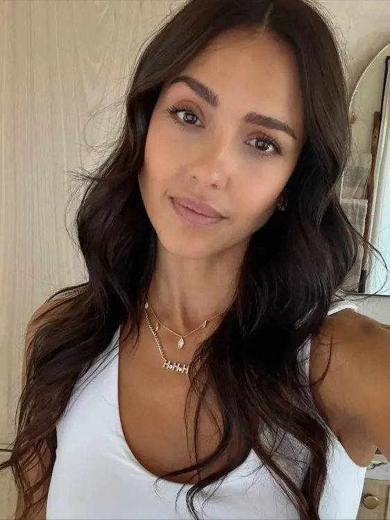 How Does Jessica Alba Celebrate Her Son's Bravery Amid Divorce?