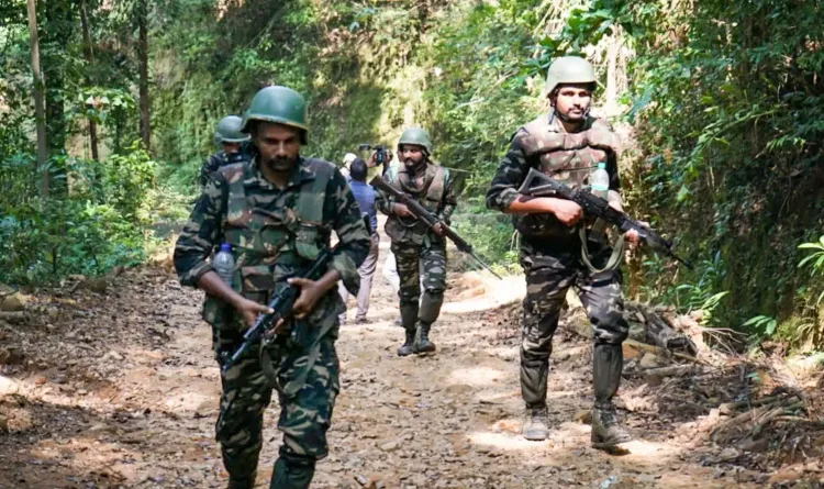 क्या झारखंड के सारंडा जंगल में आईईडी विस्फोट ने एक युवती की जान ले ली?