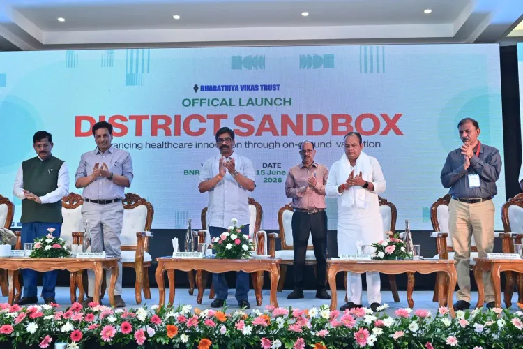 झारखंड में एआई से स्वास्थ्य क्रांति: सीएम हेमंत सोरेन ने लॉन्च किया 'डिस्ट्रिक्ट सैंडबॉक्स', 13 स्टार्टअप करेंगे तकनीक का परीक्षण
