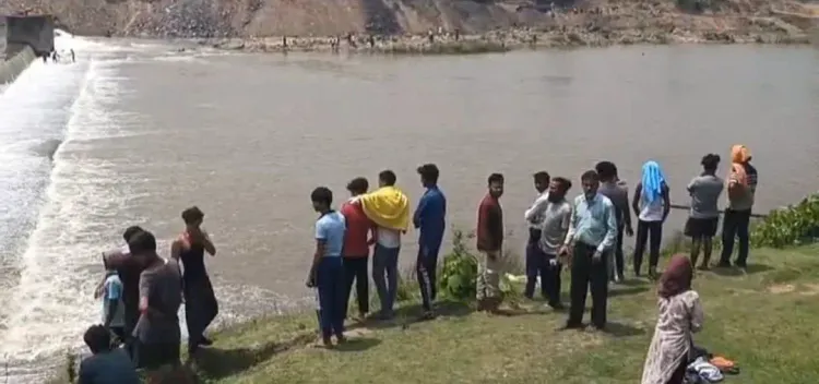 दामोदर नदी में डूबने से दो किशोरों की मौत, रामगढ़ के गढ़बांध में हुआ दर्दनाक हादसा