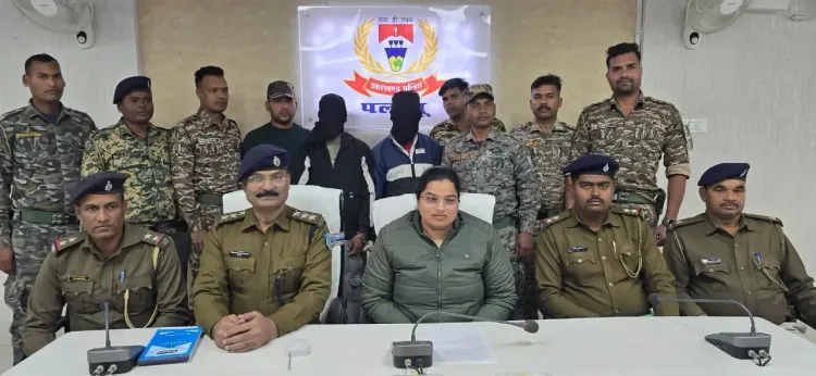 क्या झारखंड में व्यवसायी से एक करोड़ की रंगदारी मांगने के आरोप में गैंगस्टर के दो गुर्गे गिरफ्तार हुए?