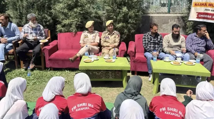 Pulwama Police Intensify Drug Crackdown Under Nasha Mukt Abhiyan