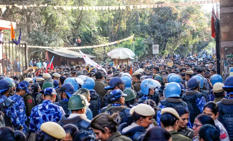 पटियाला हाउस कोर्ट ने जेएनयू प्रदर्शन मामले में सभी 14 छात्रों को दी जमानत