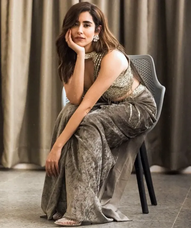 Jonita Gandhi on 'Khasiyat': A breezy duet capturing new romance's carefree moments