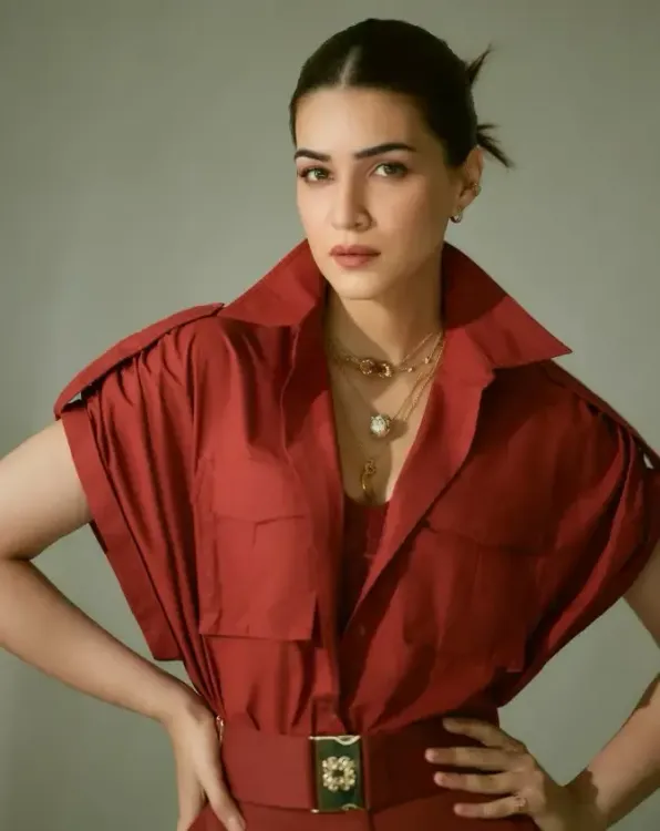 क्या कृति सेनन कई सालों से आनंद एल. राय के पीछे पड़ी थीं?