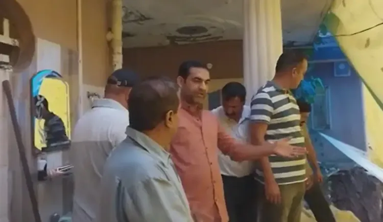 क्या कांगड़ा में भूस्खलन से तीन मंजिला मकान गिरने की कगार पर है? तीन परिवार बेघर हुए