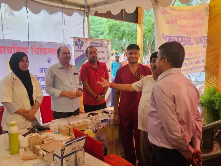 क्या डीएम मनीष कुमार वर्मा ने शनि मंदिर जाकर कांवड़ यात्रा की व्यवस्थाओं का जायजा लिया?