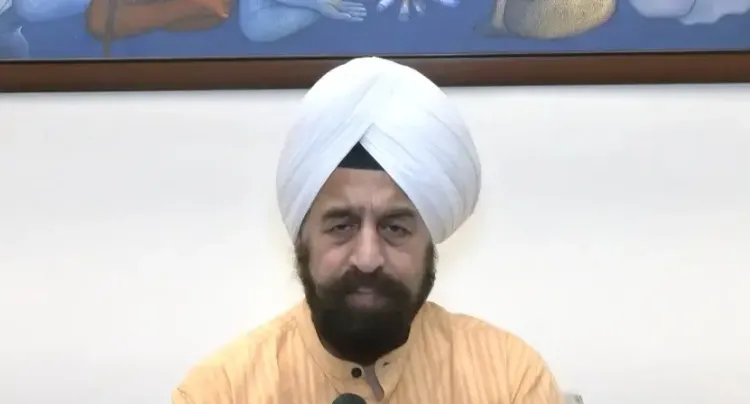 आरपी सिंह का बयान: कपिल मिश्रा ने अर्बन सोच को समाप्त करने का लिया संकल्प