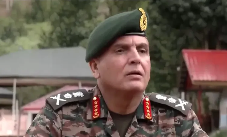 कारगिल विजय दिवस की 27वीं वर्षगांठ: सेना प्रमुख जनरल धीरज सेठ ने द्रास में शहीदों को नमन किया