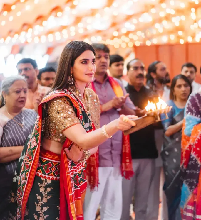 Did Karishma Tanna Celebrate Navratri with Her Gujarati Roots?