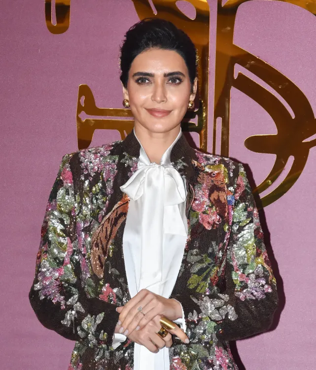 Karishma Tanna on pregnancy: Early mornings, music, and daily walks