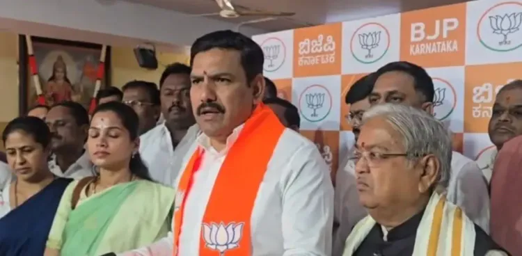 Will Karnataka BJP's plea prompt K.C. Venugopal to defend Kannada schools in Kerala?