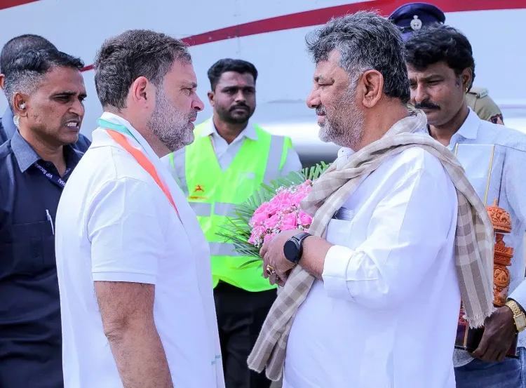 Are Karnataka Congress Leaders Shifting Leadership After Rahul Gandhi's Departure?