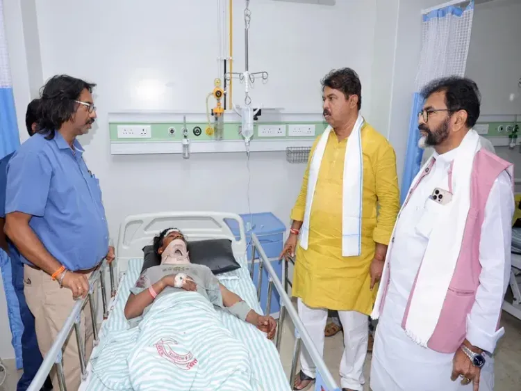 Bengaluru quarry tragedy: LoP Ashoka demands ₹50 lakh per family after 7 killed