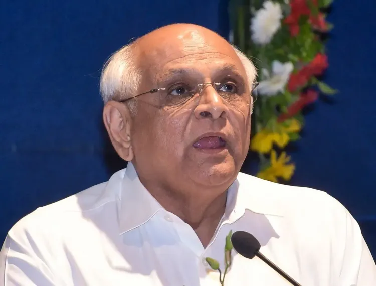 क्या मुख्यमंत्री भूपेंद्र पटेल ने करुणा अभियान 2026 के तहत वाइल्ड लाइफ केयर सेंटर का दौरा किया?