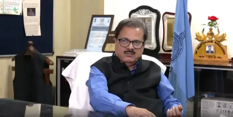 करवा चौथ 2026: दिल्ली, UP, हरियाणा में बादलों से चांद देखना होगा मुश्किल, IMD ने जारी किया अलर्ट