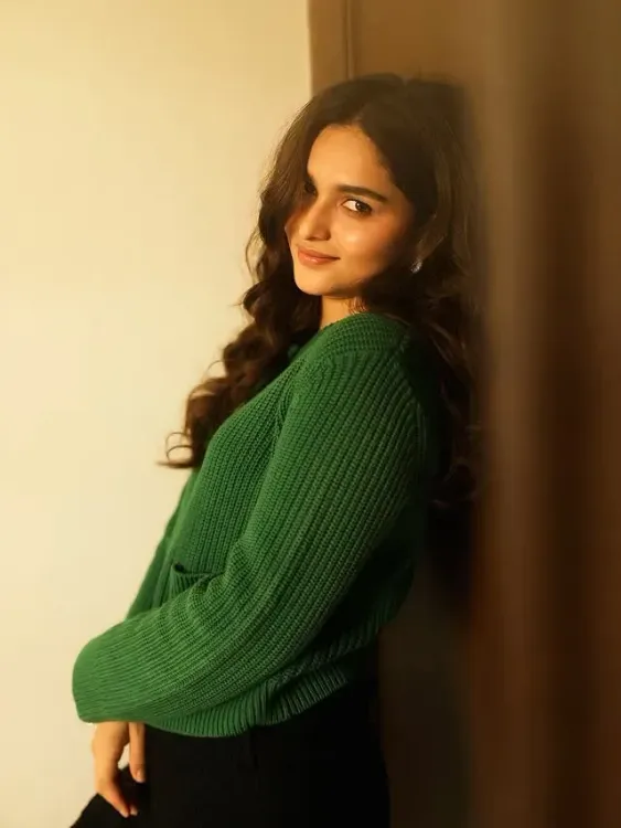 Kayadu Lohar steps back from social media for mental rest