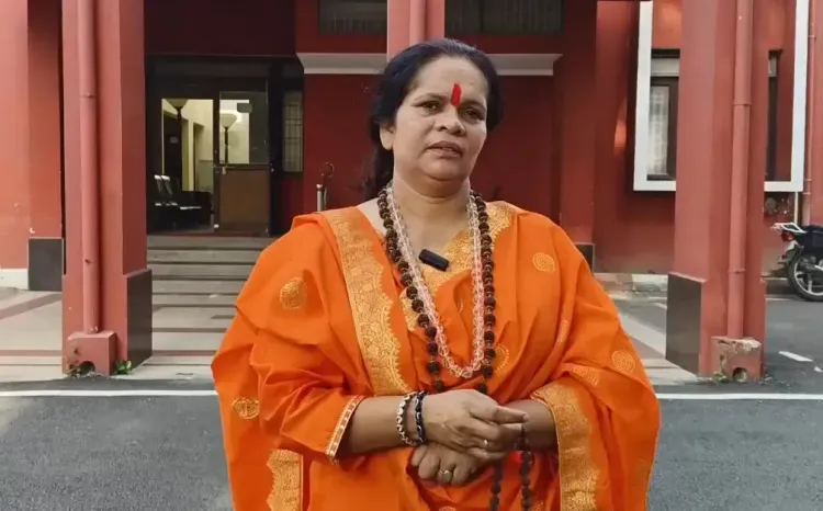 क्या मौलाना मदनी के बयान पर साध्वी प्राची का जवाब है सही?