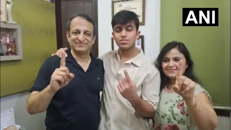 Kejriwal Congratulates NEET-UG Topper Aryan, Hails Punjab