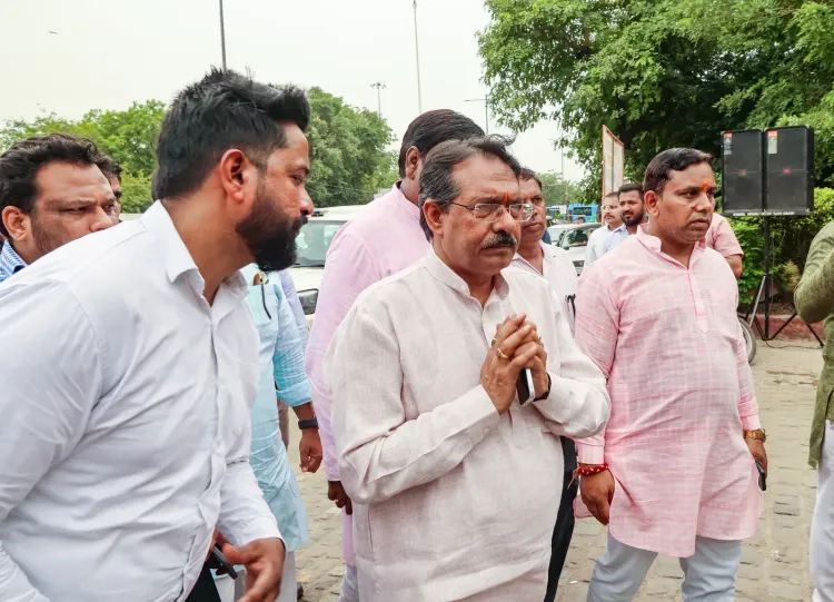 Kejriwal frustrated as govt-student talks gain ground: Delhi BJP