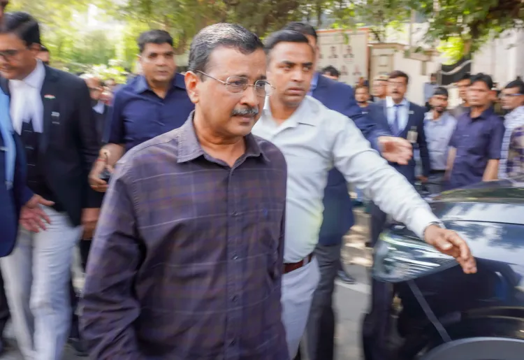 केजरीवाल और सिसोदिया की बरी होने पर विपक्ष की प्रतिक्रियाएँ; भाजपा पर आरोप