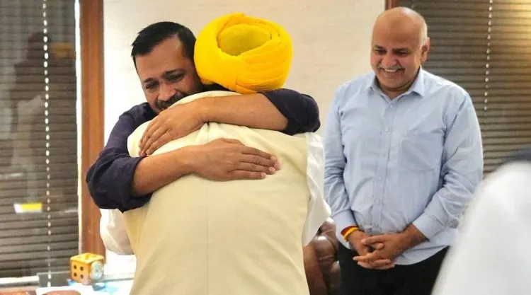 Kejriwal wishes Bhagwant Mann a happy birthday