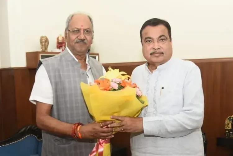 सांसद बृजमोहन अग्रवाल ने गडकरी से मांगे छत्तीसगढ़ के लिए 3 बड़े इंफ्रा प्रोजेक्ट, रायपुर की ट्रैफिक समस्या होगी दूर