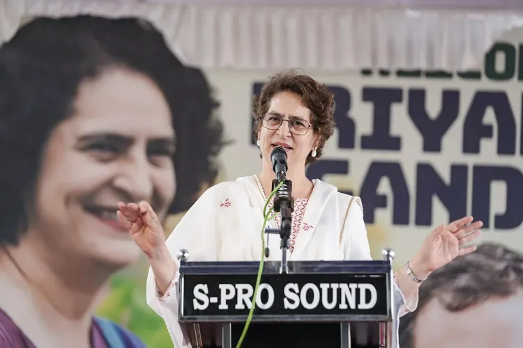 प्रियंका गांधी का एलडीएफ-भाजपा पर हमला: केरलम में बदलाव की संकेत