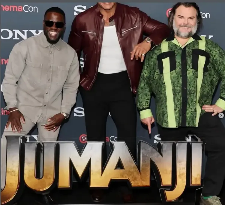 Kevin Hart Posts Hilarious ‘Headless’ Photos of Dwayne Johnson and Jack Black