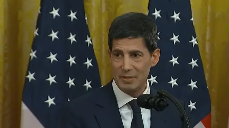 Kevin Warsh sworn in as Federal Reserve Chair; Trump urges full independence