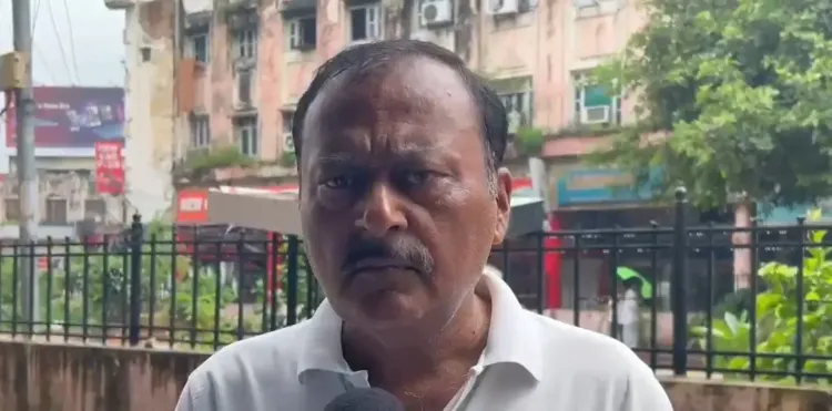 क्या <b>खजुराहो मंदिर</b> मामले में सुप्रीम कोर्ट की टिप्पणी पर कांग्रेस का कहना सही है?