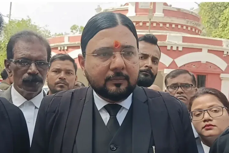 रोशन आनंद को पटना सिविल कोर्ट से जमानत, अधिवक्ता का दावा — खान सर ने स्क्रिप्टेड स्टोरी से फंसाया