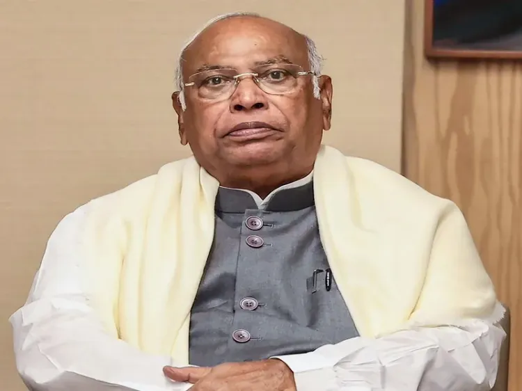 Kharge Critiques Modi's National Address, Questions Women's Reservation Approach