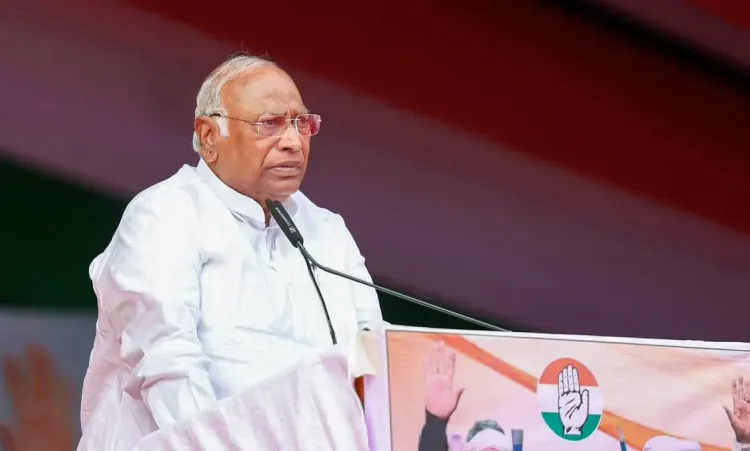 Mallikarjun Kharge Mourns Loss in Cuttack Hospital Fire, Calls for Support to Victims